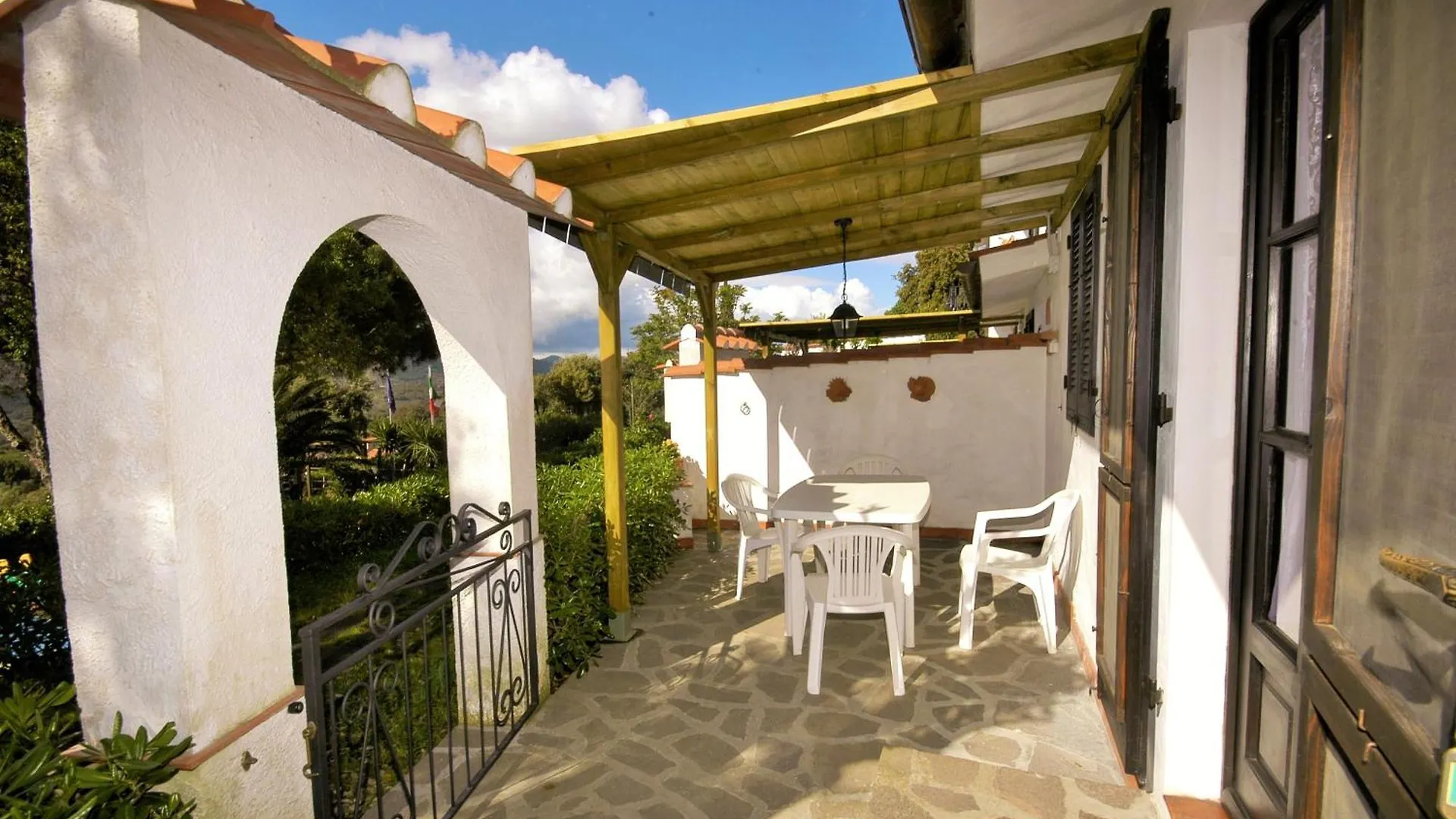 Casale Fonte Di Rose Villa Capoliveri  Italy